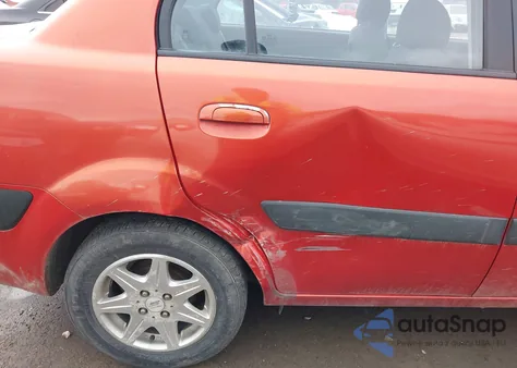 2007 Kia Rio Lx z USA, uszkodzony, nr VIN KNADE123276279875